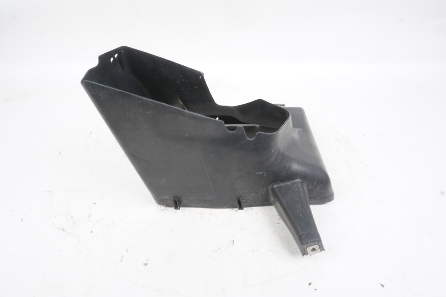 2012 - 2015 BMW 650I GRAN COUPE LEFT Radiator AIR DUCT 7211517 OEM