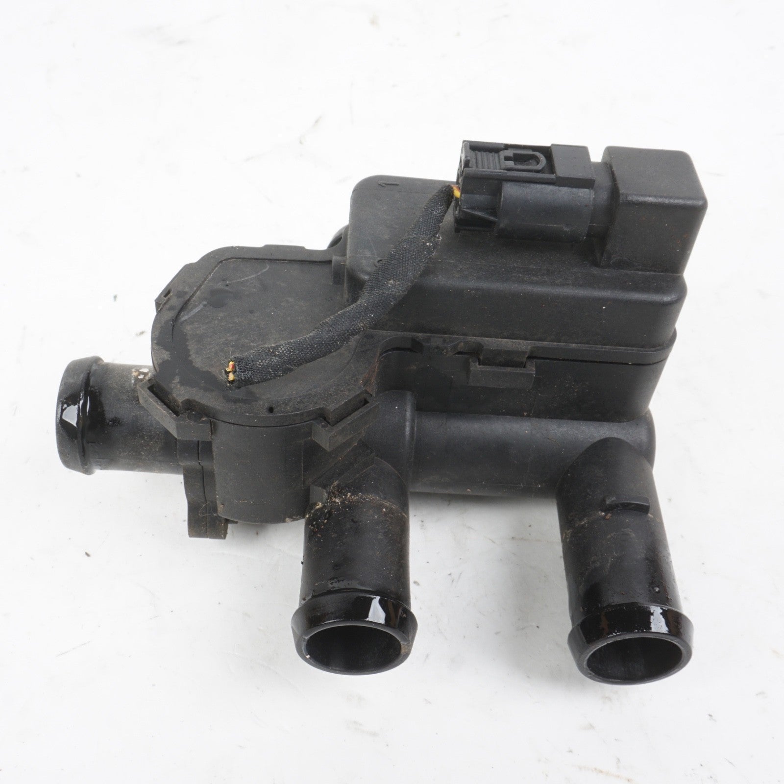 03-12 MERCEDES R230 SL-CLASS HEATER CONTROL VALVE 2308300084 OEM