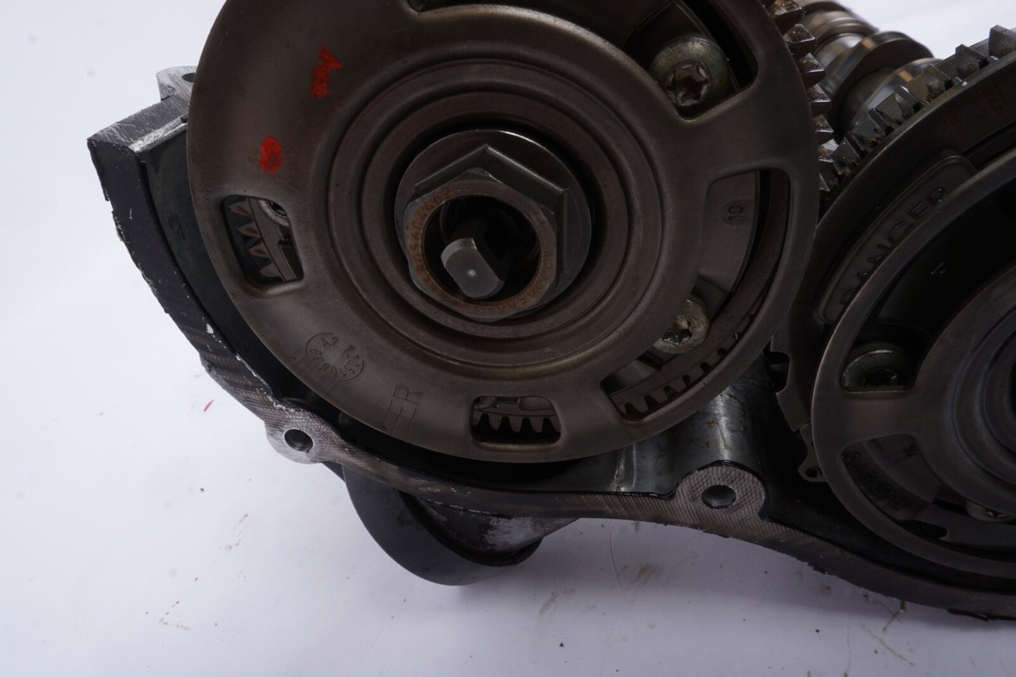 2008-2011 MERCEDES C350 E350 3.5L V6 M272 ENGINE RIGHT HEAD CAMSHAFT INT. EXT.
