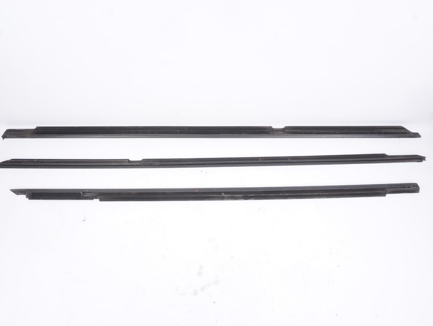 07-13 MERCEDES S550 Rear Front Door Window Weather-Strip Belt Molding OEM