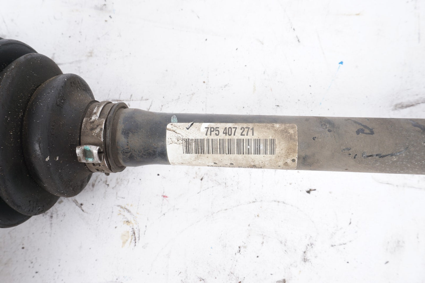 11-18 Porsche Cayenne 958 4.8l Front Right Passenger Side Axle Shaft OEM