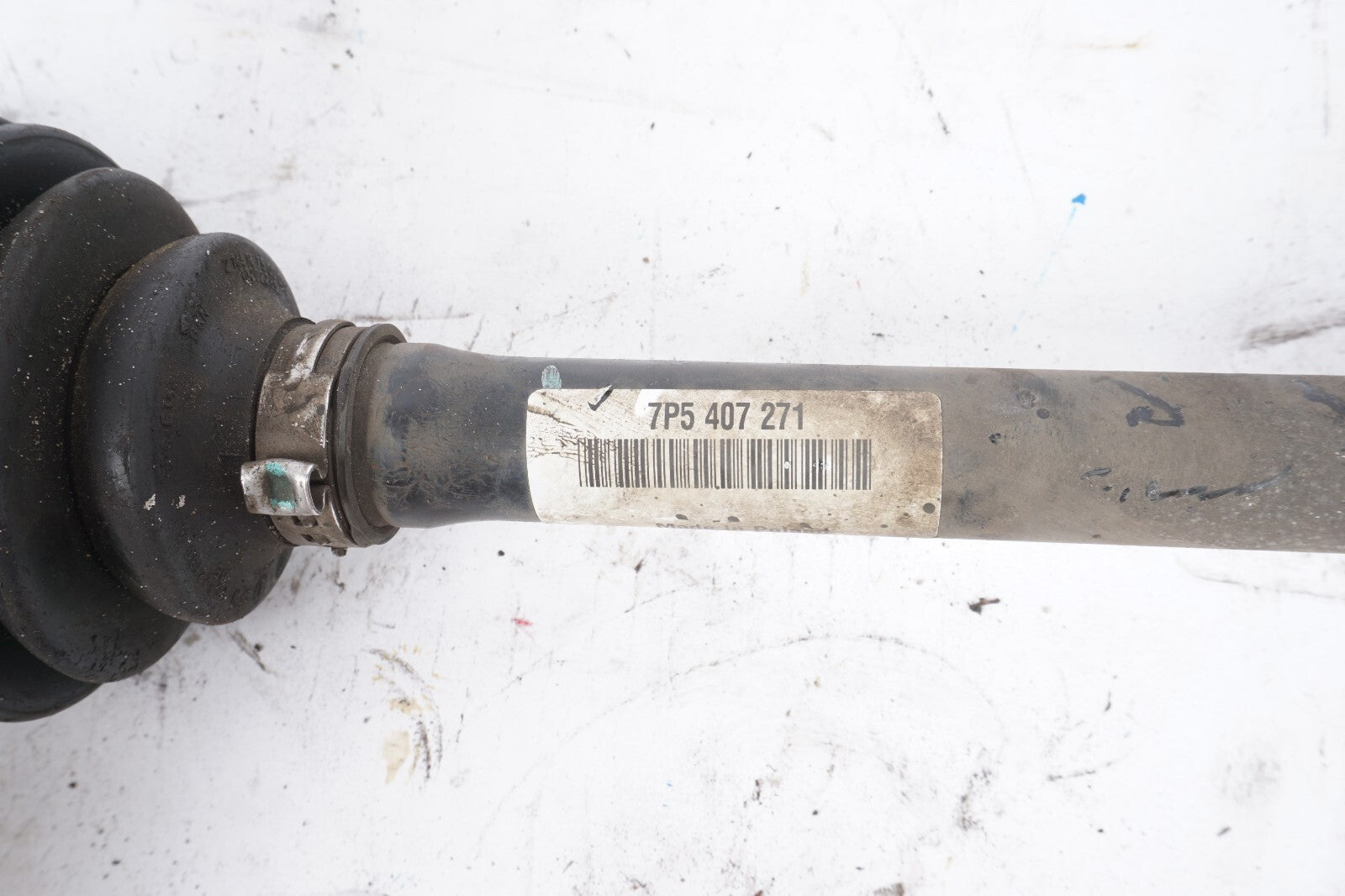 11-18 Porsche Cayenne 958 4.8l Front Right Passenger Side Axle Shaft OEM