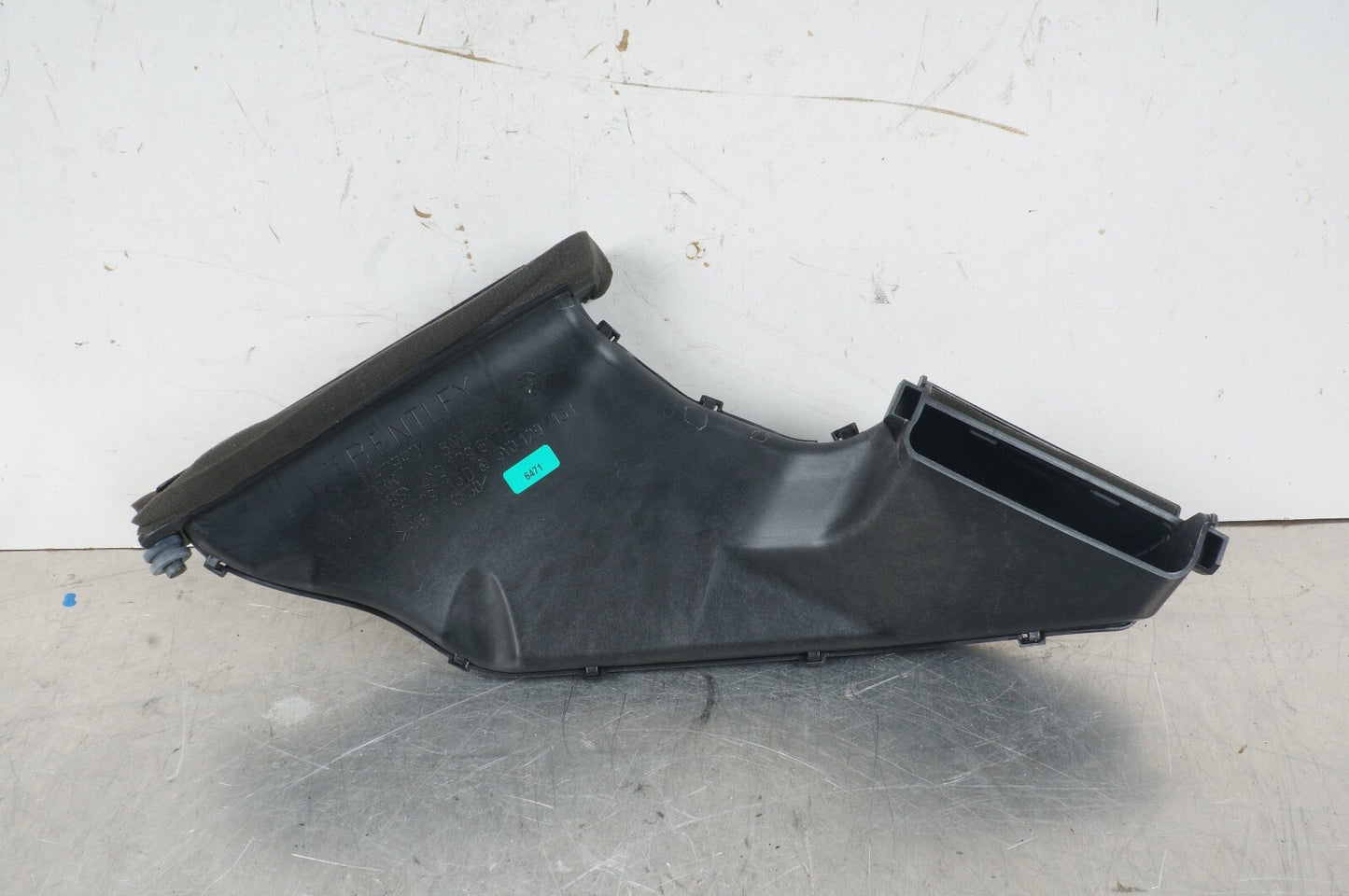 10-20 Bentley Mulsanne 2012 Left Air Cleaner Air Intake Duct Tube Pipe