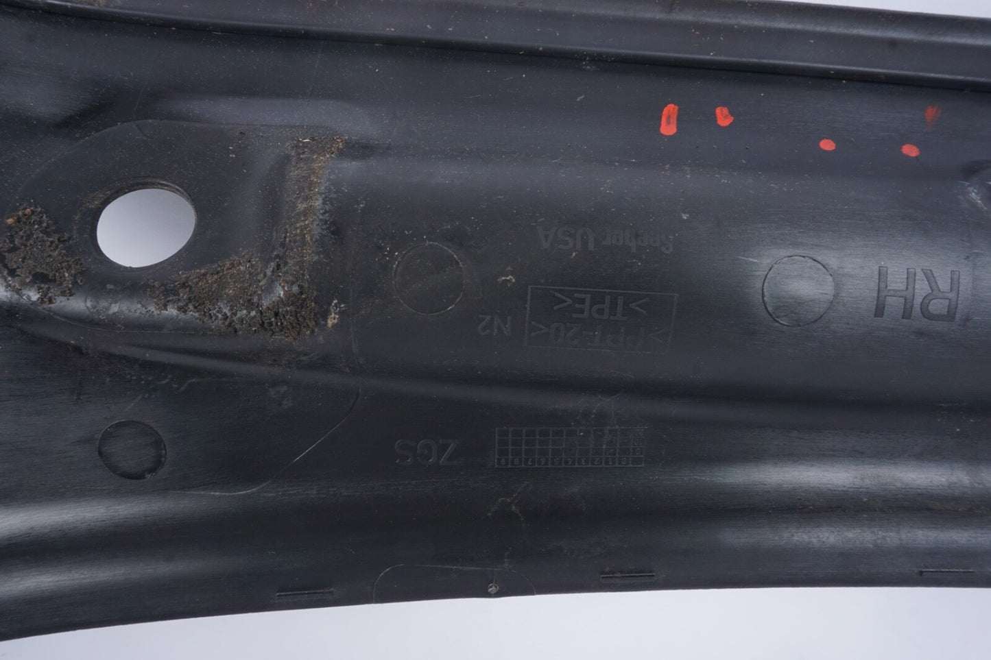 06-11 Mercedes W164 ML Class Right Side Interior Trunk D Pillar Trim Guard