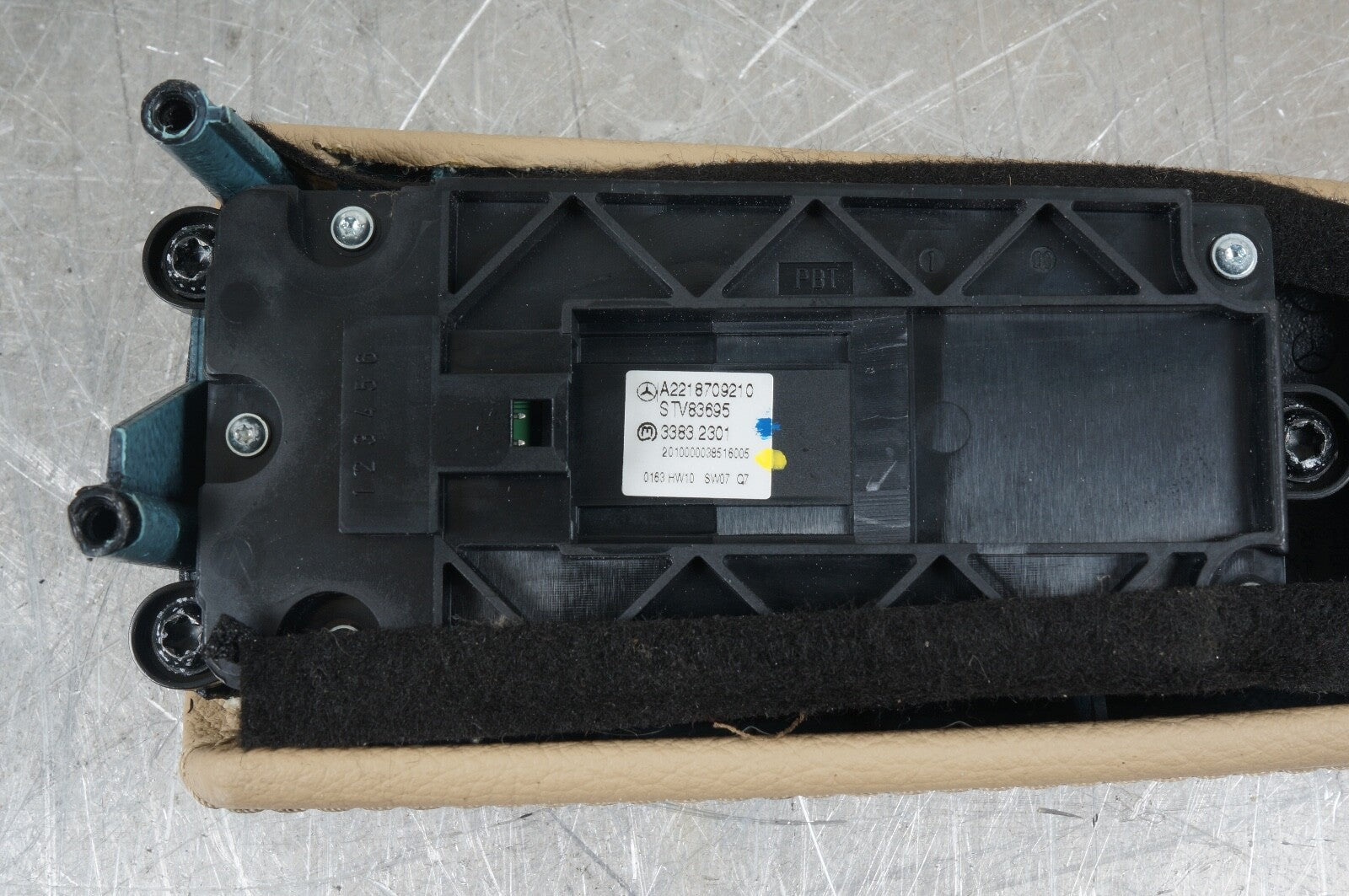 07-13 Mercedes W221 S550 Rear Right Side Door Window Switch Control Trim BEIGE