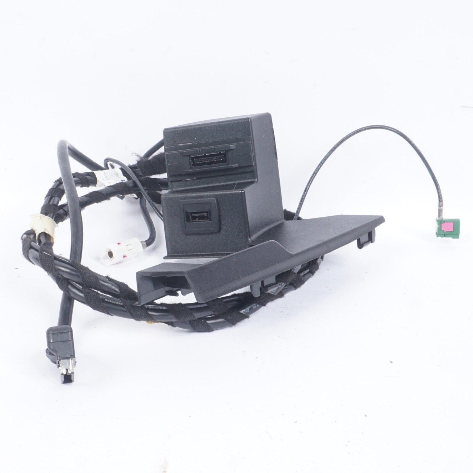 2008-2015 Mercedes W204 C250 C300 E350 Center Console USB Connect Mount Plate