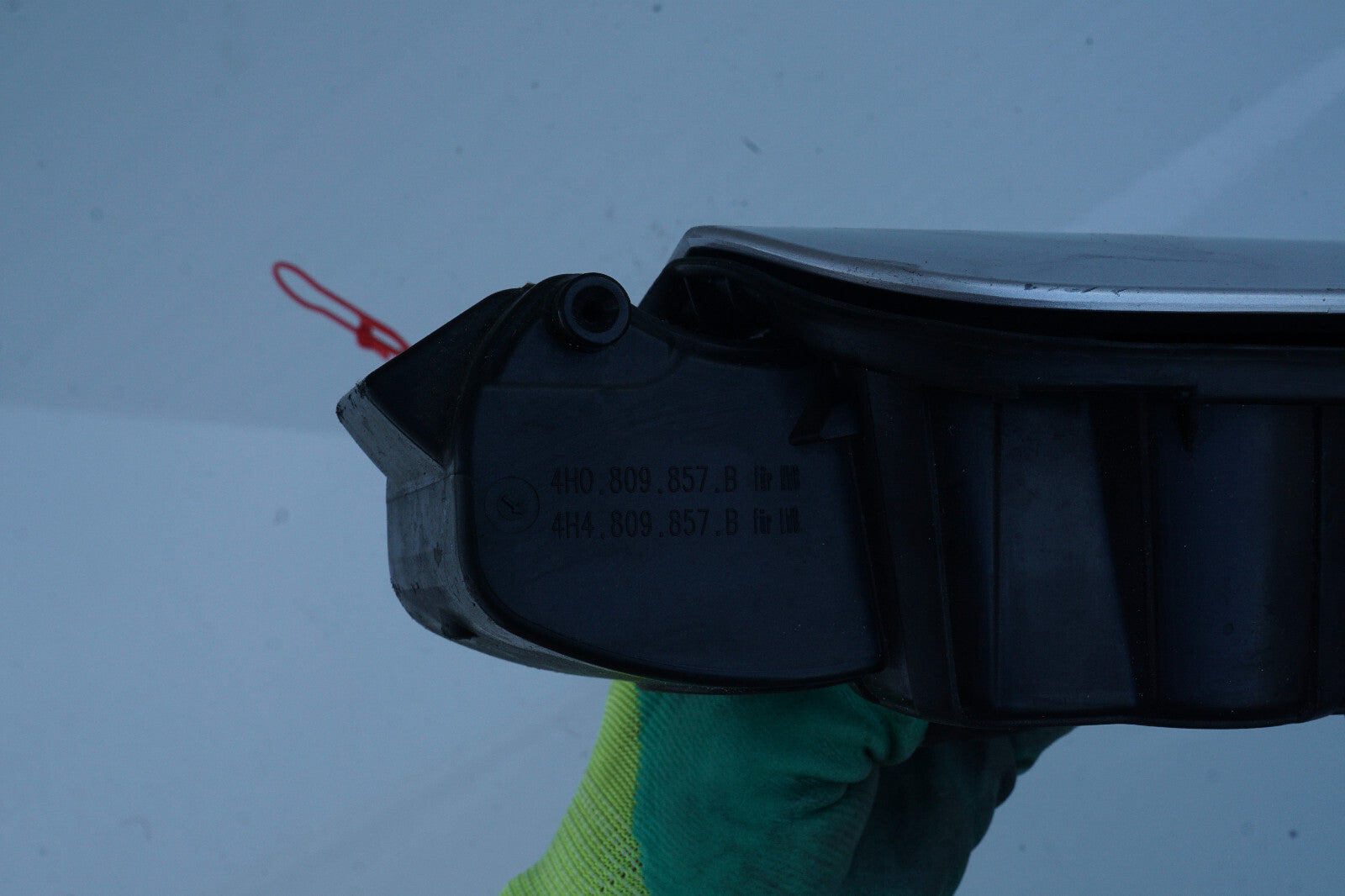 2011 - 2017 AUDI A8L A8 GAS FUEL TANK LID DOOR 4H0809857 OEM