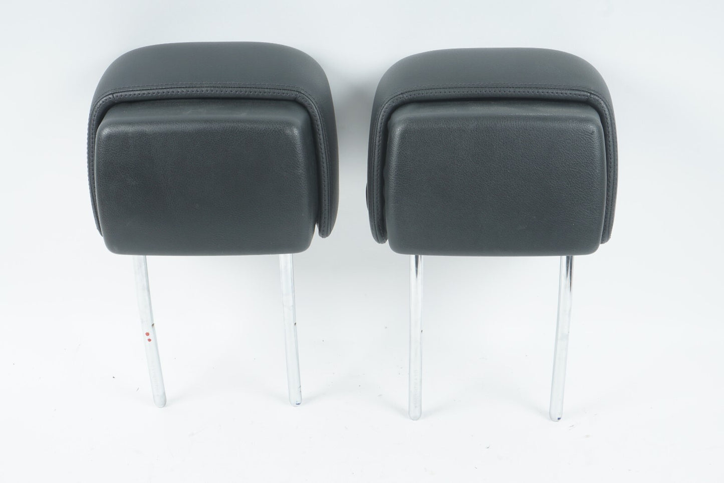2012 - 2017 AUDI A7 FRONT SEAT HEADREST LEFT & RIGHT OEM