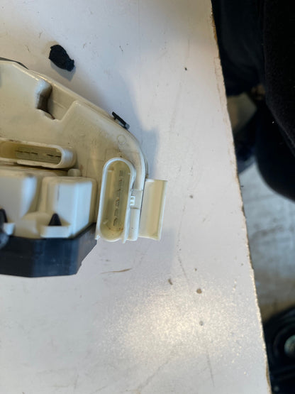 2007 -2013 MERCEDES S550 FRONT RIGHT PASSENGER SIDE DOOR LOCK LATCH ACTUATOR OEM