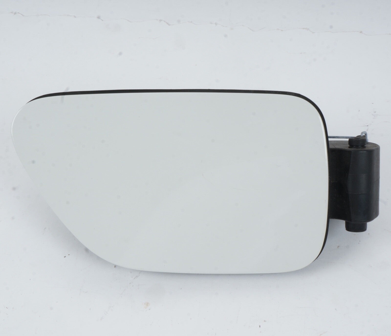 2004 - 2010 BMW E63 E64 645Ci 650i M6 Gas Fuel Lid Door OEM 5117 7009382
