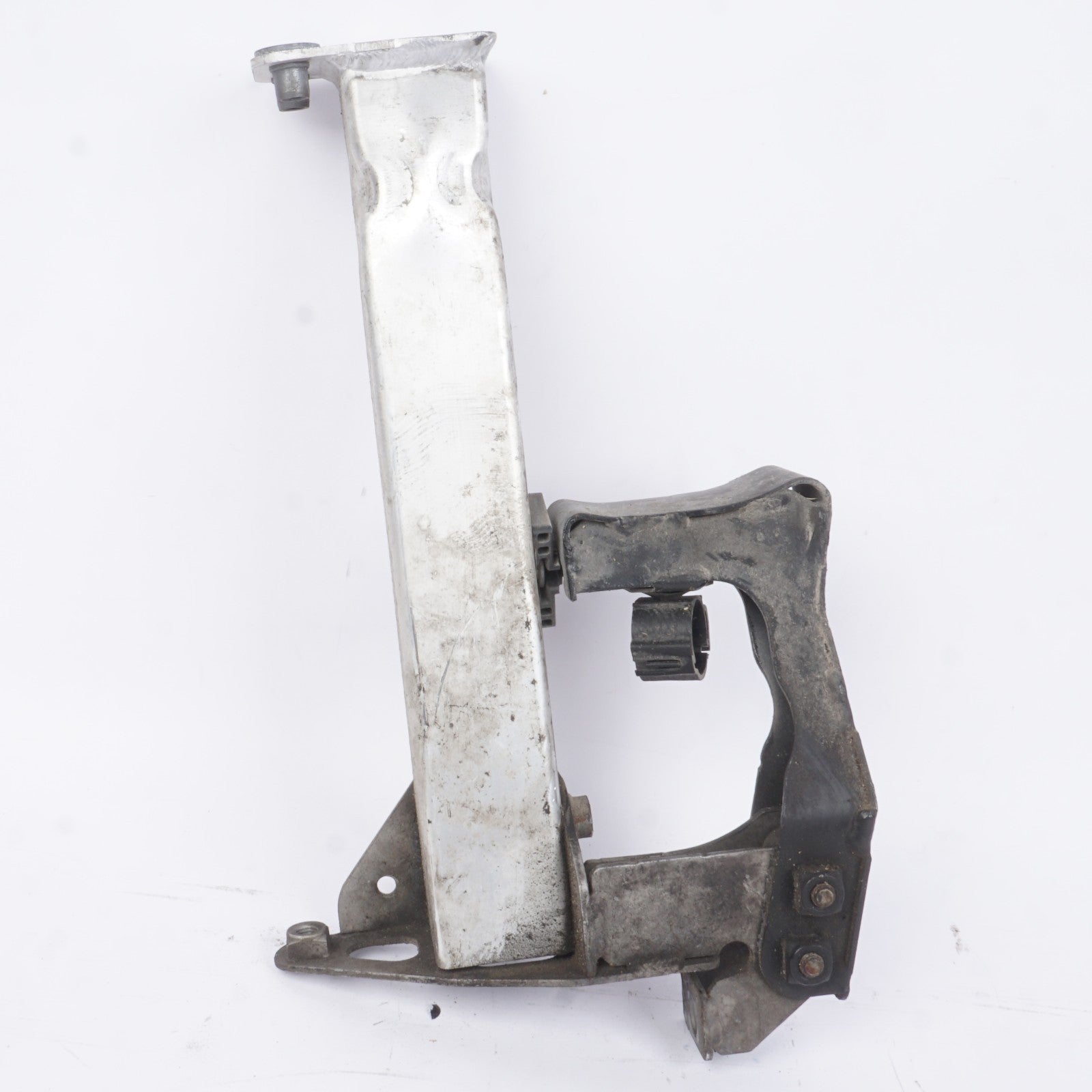 2011 - 2014 Audi A8 4.0l Front Left Bumper Impact Beam Bar Bracket OEM