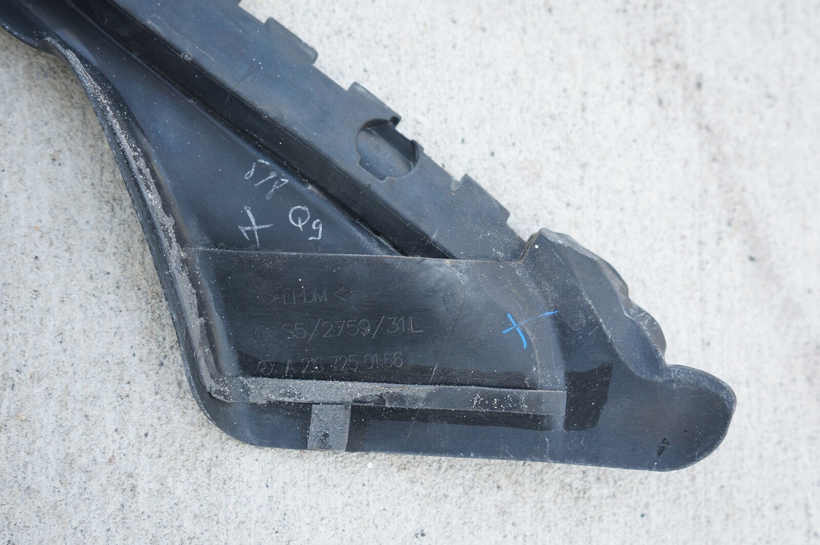 2007 - 2014 W216 Mercedes 2007 CL550 Left Driver Side Roof Rail Seal Strip OEM