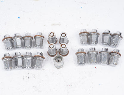 2002-2010 LEXUS SC430 LUG NUT NUTS WITH LOCKING KEY SOCKET SET OEM 02-10
