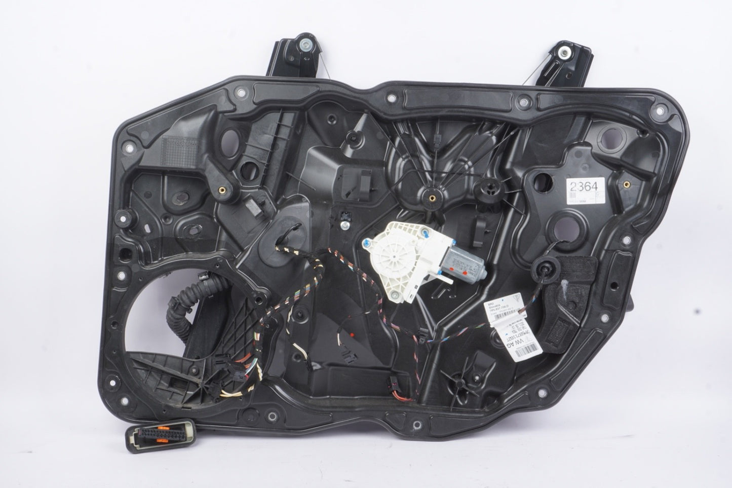 2011-2018 PORSCHE CAYENNE FRONT RIGHT DOOR WINDOW REGULATOR W/ CARRIER OEM