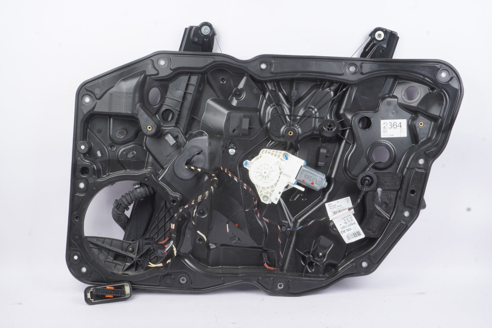 2011-2018 PORSCHE CAYENNE FRONT RIGHT DOOR WINDOW REGULATOR W/ CARRIER OEM