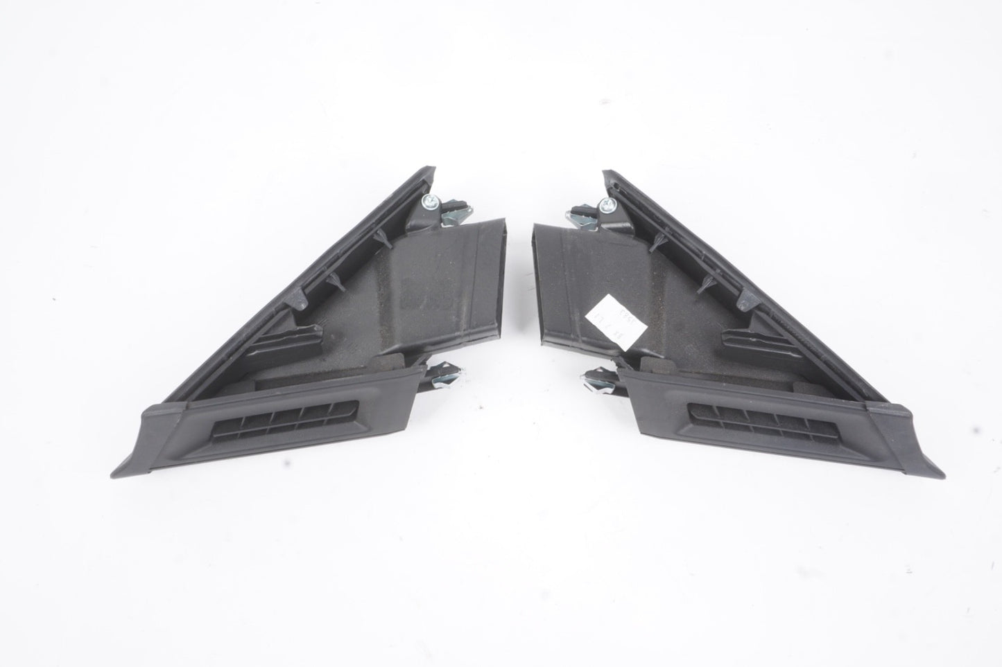 2014 - 2019 Maserati Ghibli Front Left Right Side Door Corner Cover Trim OEM