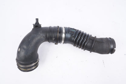 14-17 Maserati Ghibli 3.0L Air Cleaner Right Side Intake Hose Tube 670001590 OEM