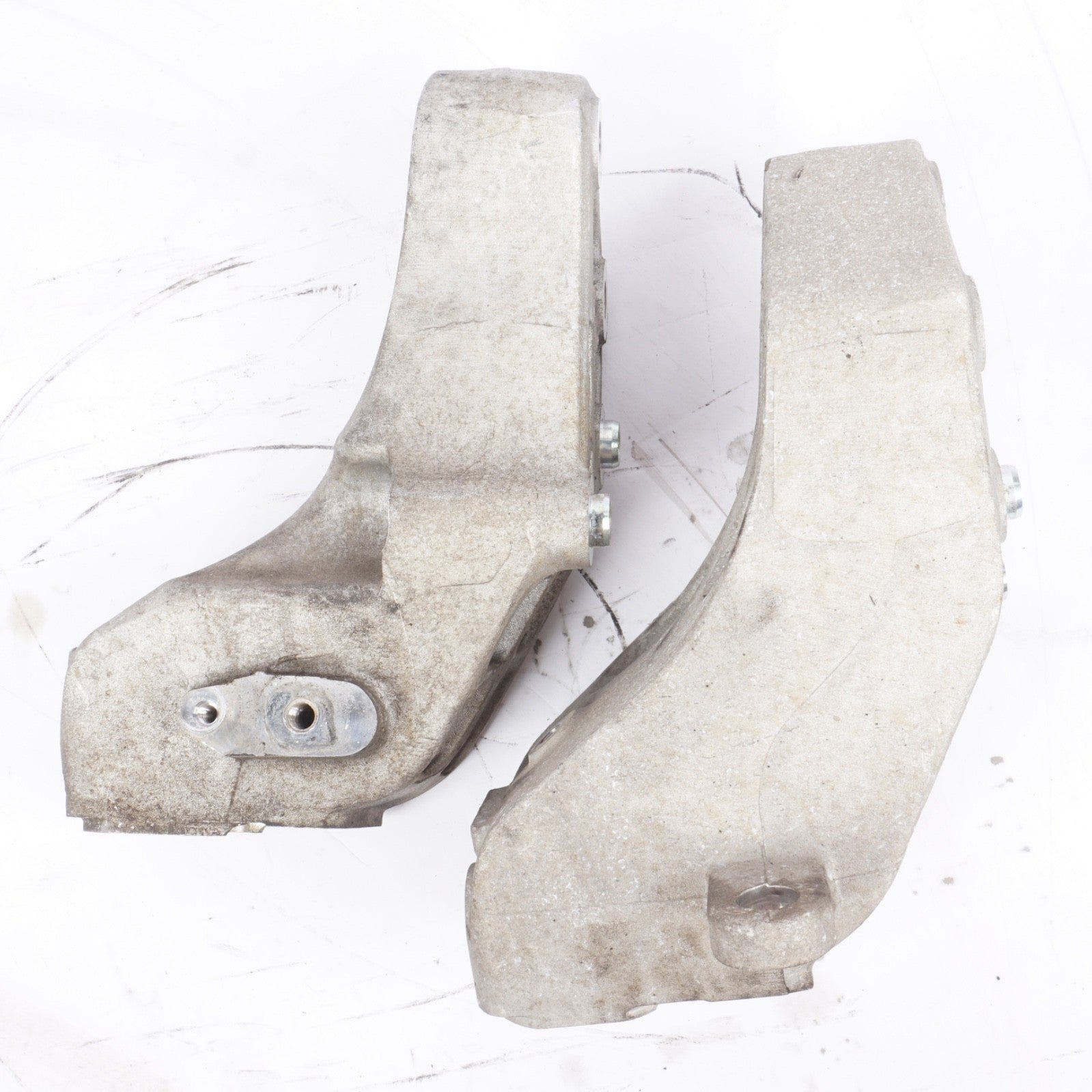 2014 - 2022 MASERATI GHIBLI 3.0L ENGINE MOTOR LEFT SIDE MOUNT SUPPORT OEM