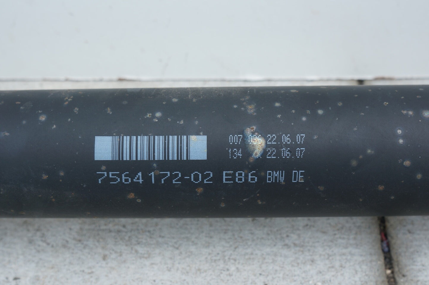 06-08 BMW Z4 E85 3.0L N52 MANUAL TRANSMISSION REAR DRIVE SHAFT