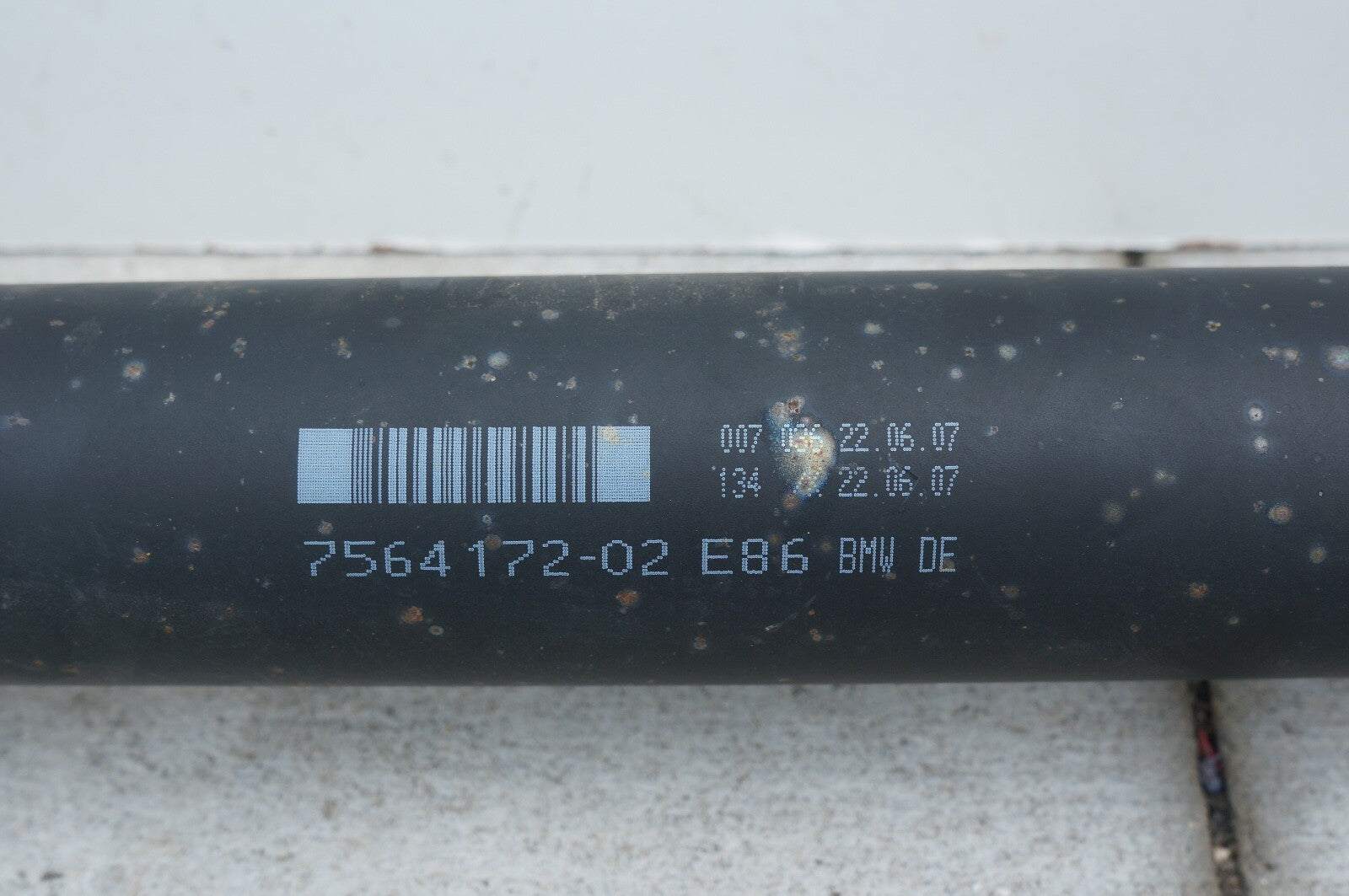 06-08 BMW Z4 E85 3.0L N52 MANUAL TRANSMISSION REAR DRIVE SHAFT