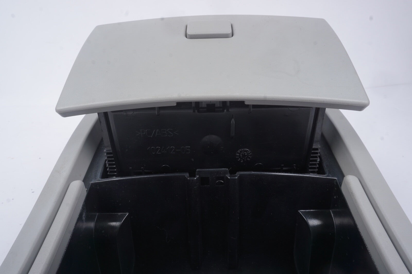 06-12 Mercedes W164 GL450 ML350 Rear Vent Trim Ashtray OEM Gray