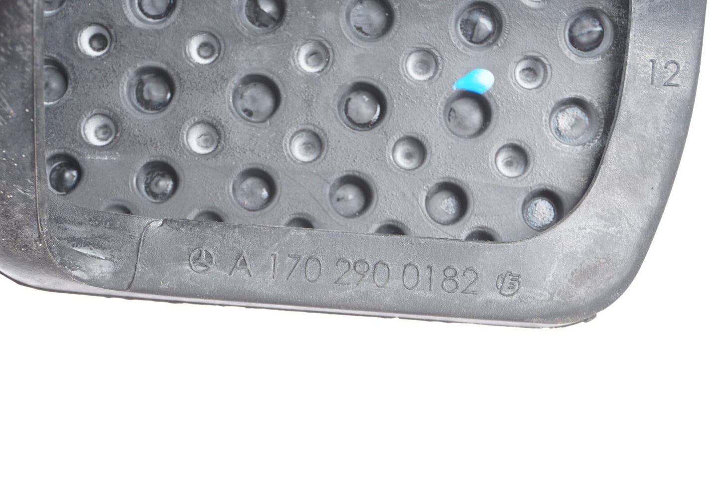 03-12 Mercedes R230 SL500 SL550 Brake Pedal Pad A1702900182 OEM