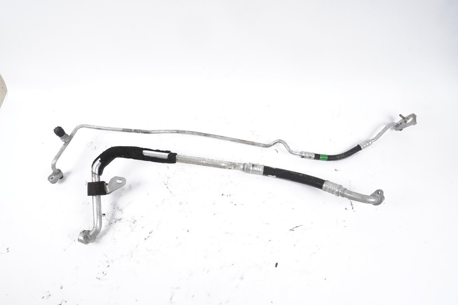 03 - 06 Mercedes R230 SL500 AC HOSE LINE PIPE SET OF 2 OEM