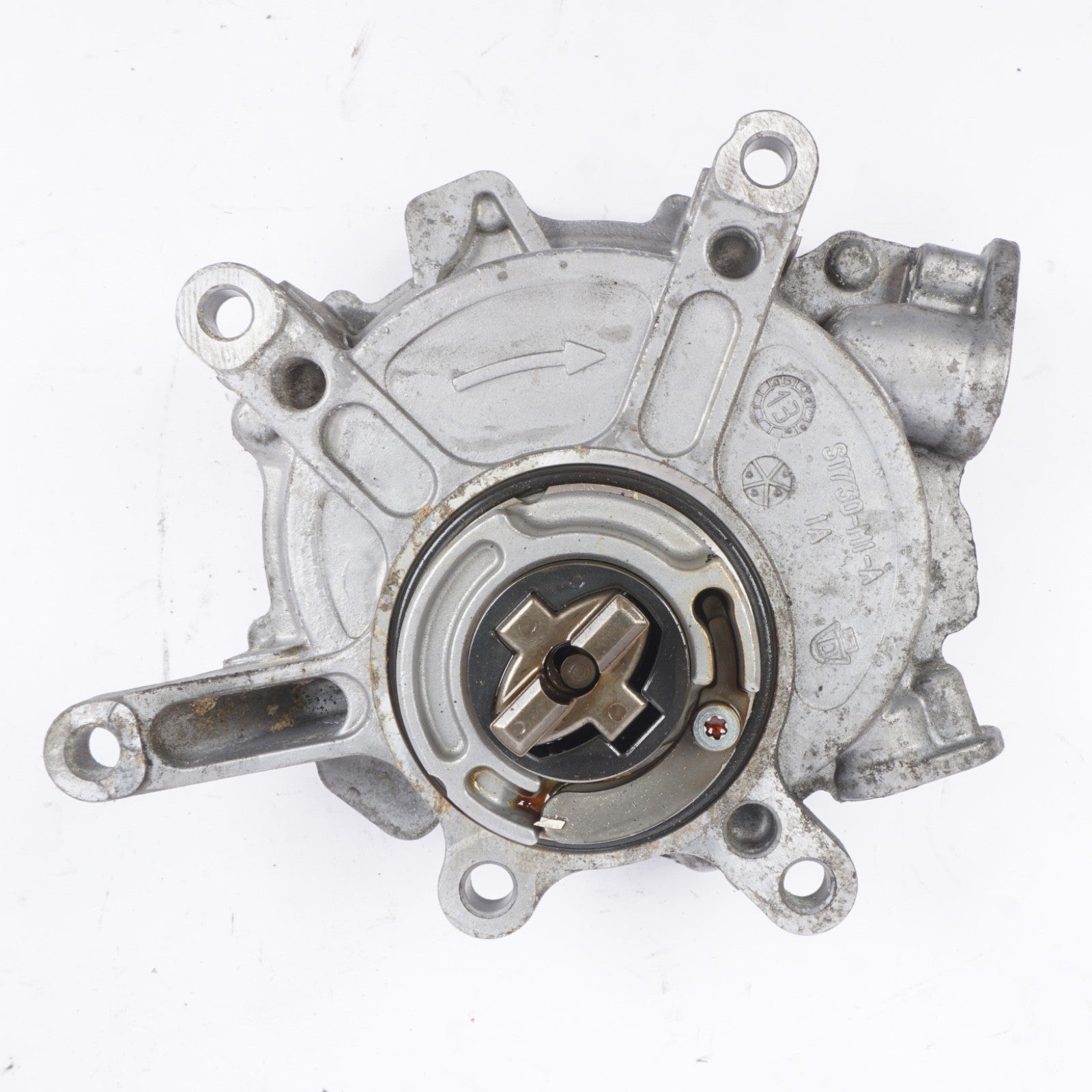 Mercedes W221 S550 CL550 CLS63 AMG Engine Motor Vacuum Pump 2762300165 OEM