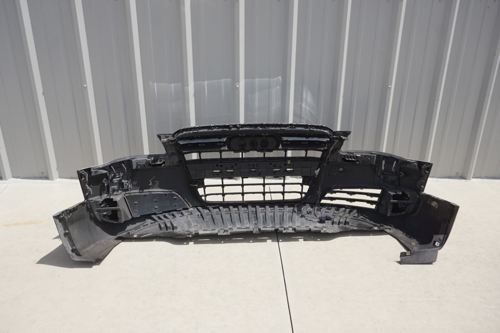 2011 - 2014 Audi A8 Quattro Front Bumper Cover Panel Assembly Grille OEM