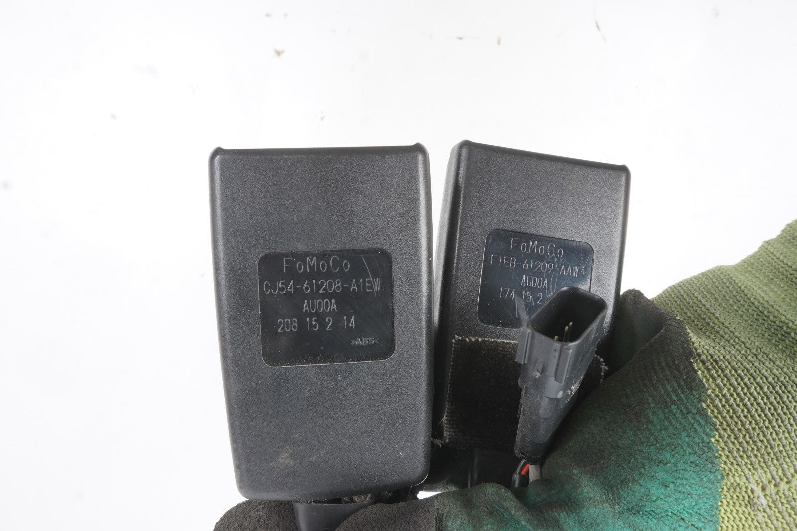 2015-2018 Ford Focus Front Seat Belt Buckle Latch Left & Right  OEM