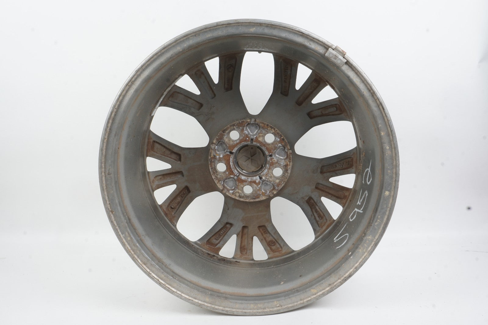 2016 - 2018 MITSUBISHI OUTLANDER ALUMINIUM WHEEL RIM  ALLOY J18X7J OEM