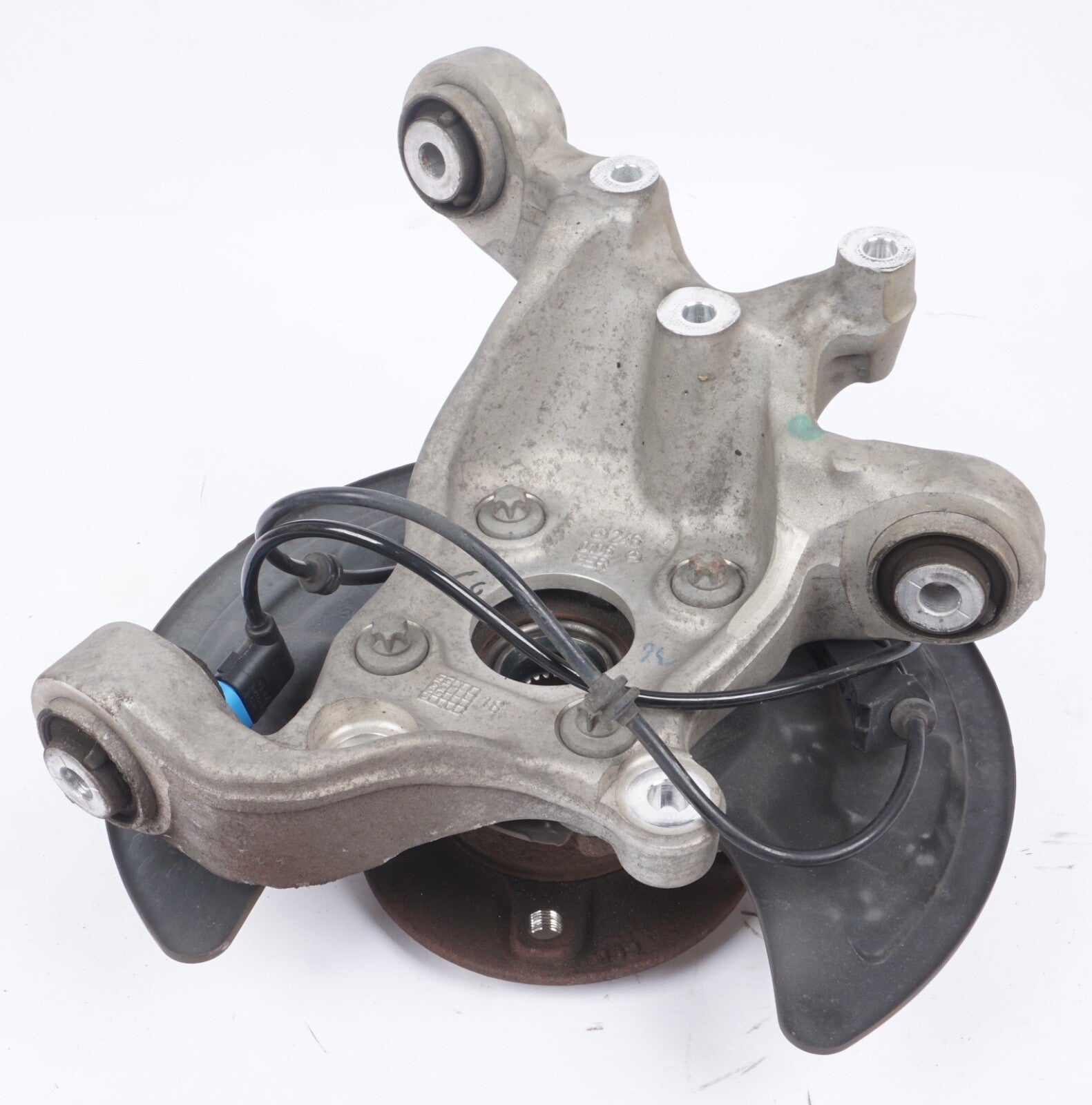 2015- 2020 MERCEDES GLB250 X247 AWD REAR RIGHT SPINDLE KNUCKLE & HUB OEM
