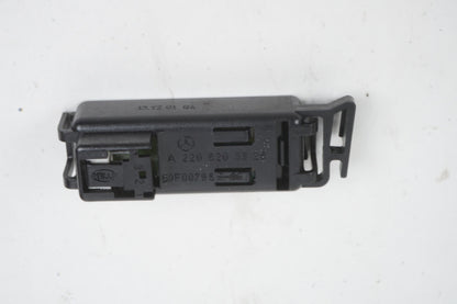 2003-2006 Mercedes Benz S-Class W220 S430 S500 Unit Light Sensor A2208203326 OEM