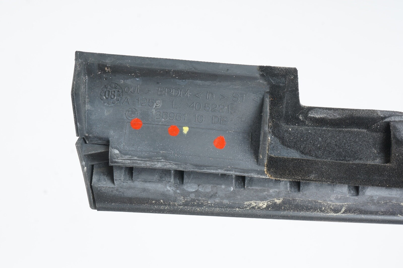 2006 - 2010 BMW 650 Convertible Rear Right Quarter Window Outer Trim Molding