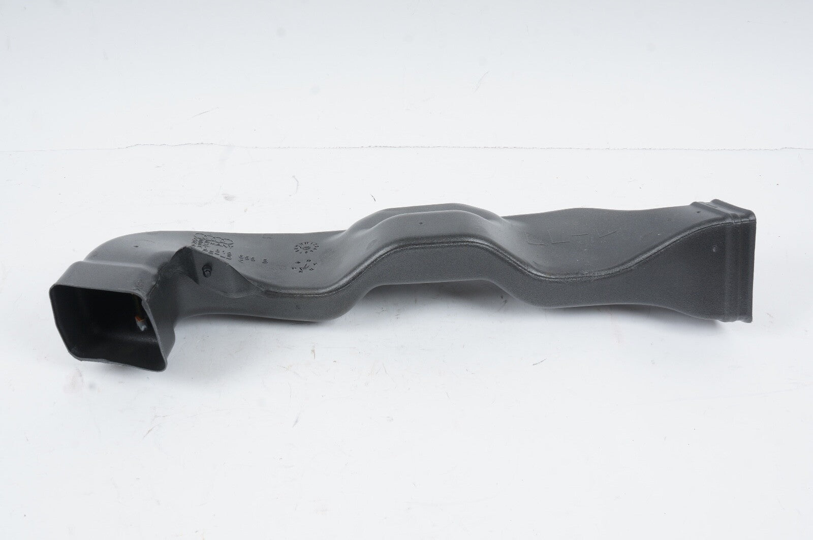 2010 - 2020 BENTLEY MULSANNE DRIVER SIDE A/C AIR CONDITIONER FRESH AIR DUCT