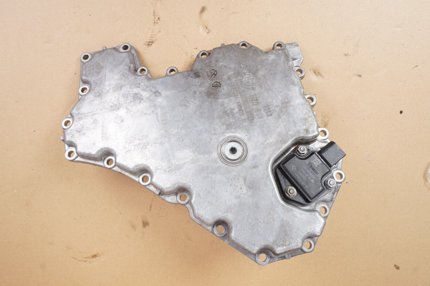 2012 - 2018 BMW 650i 550i 750i 4.4l Lower Oil Pan OEM