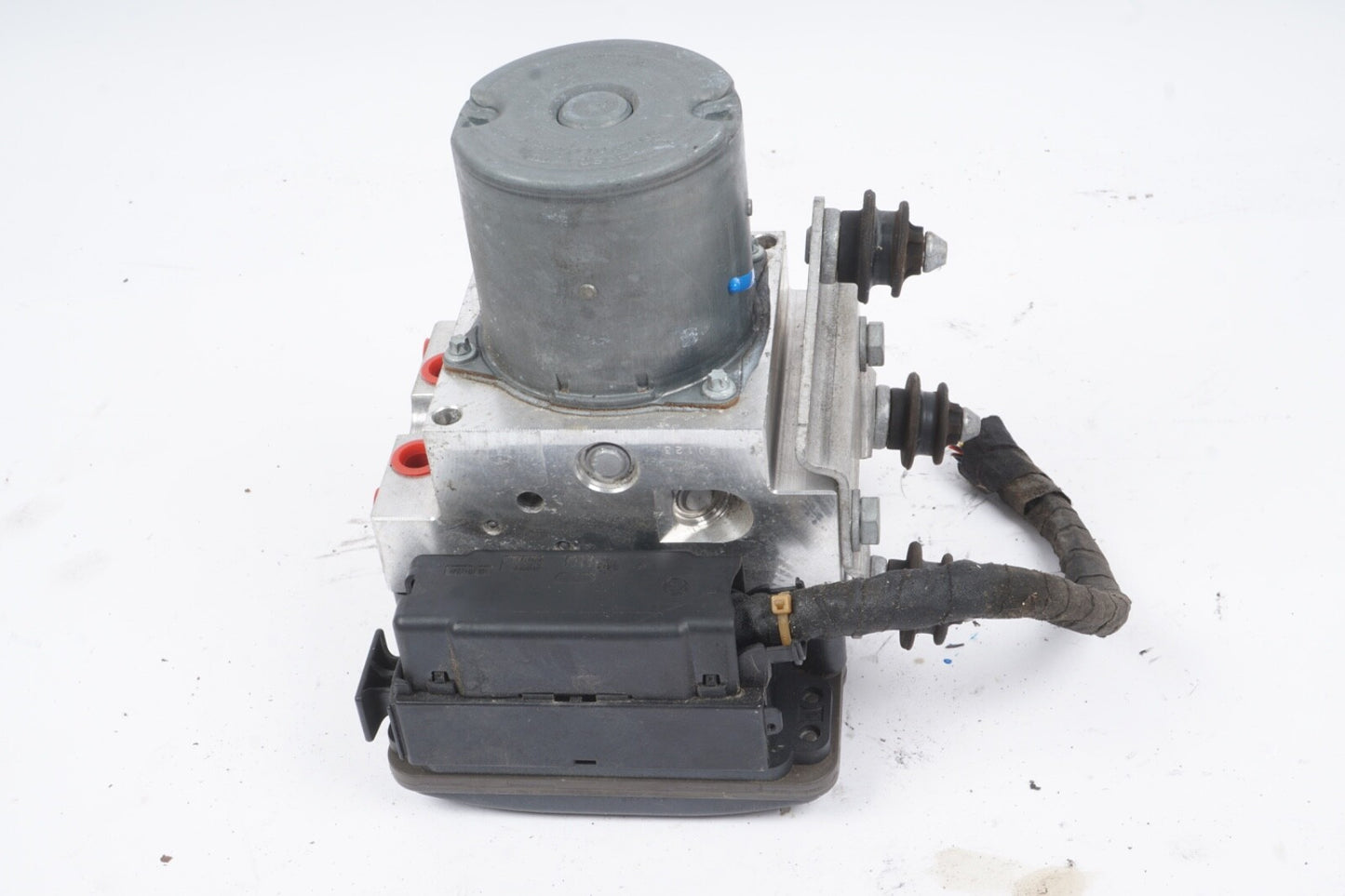 2011-2014 AUDI A8 A8L S8 ABS ANTI LOCK BRAKE PUMP MODULE W/ ADAPTIVE CRUISE OEM