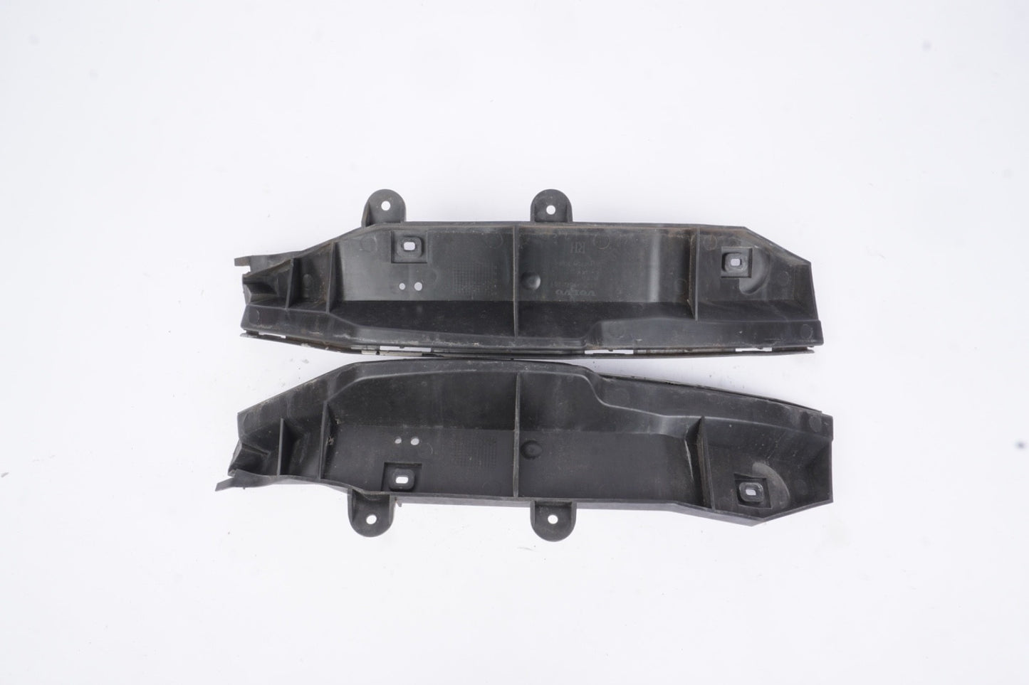 2006-2013 VOLVO C70 CONVERTIBLE LEFT RIGHT INNER BRACKET 31214965
