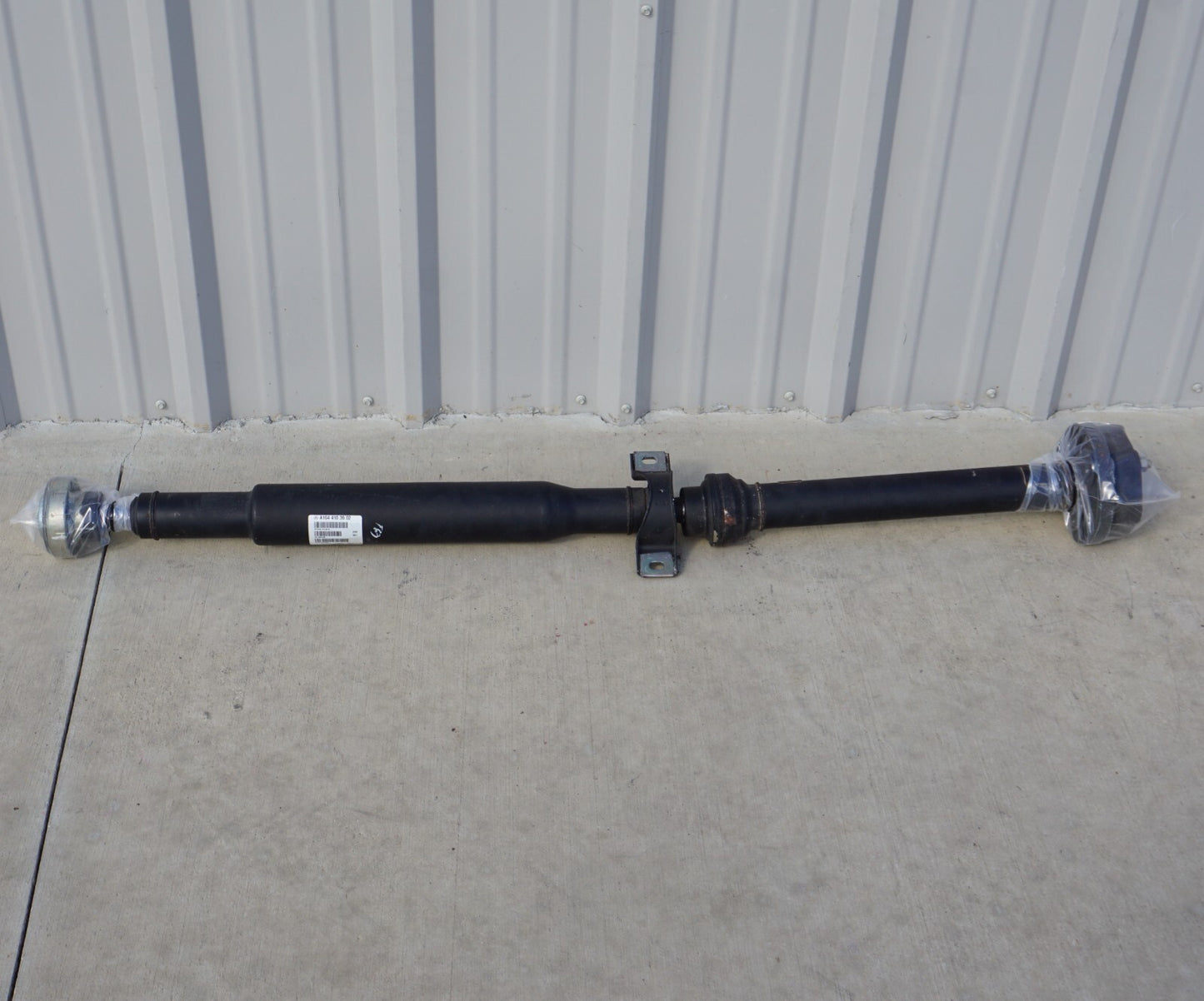 09-11 Mercedes W164 ML350 4Matic Rear Driveshaft A1644103902 OEM