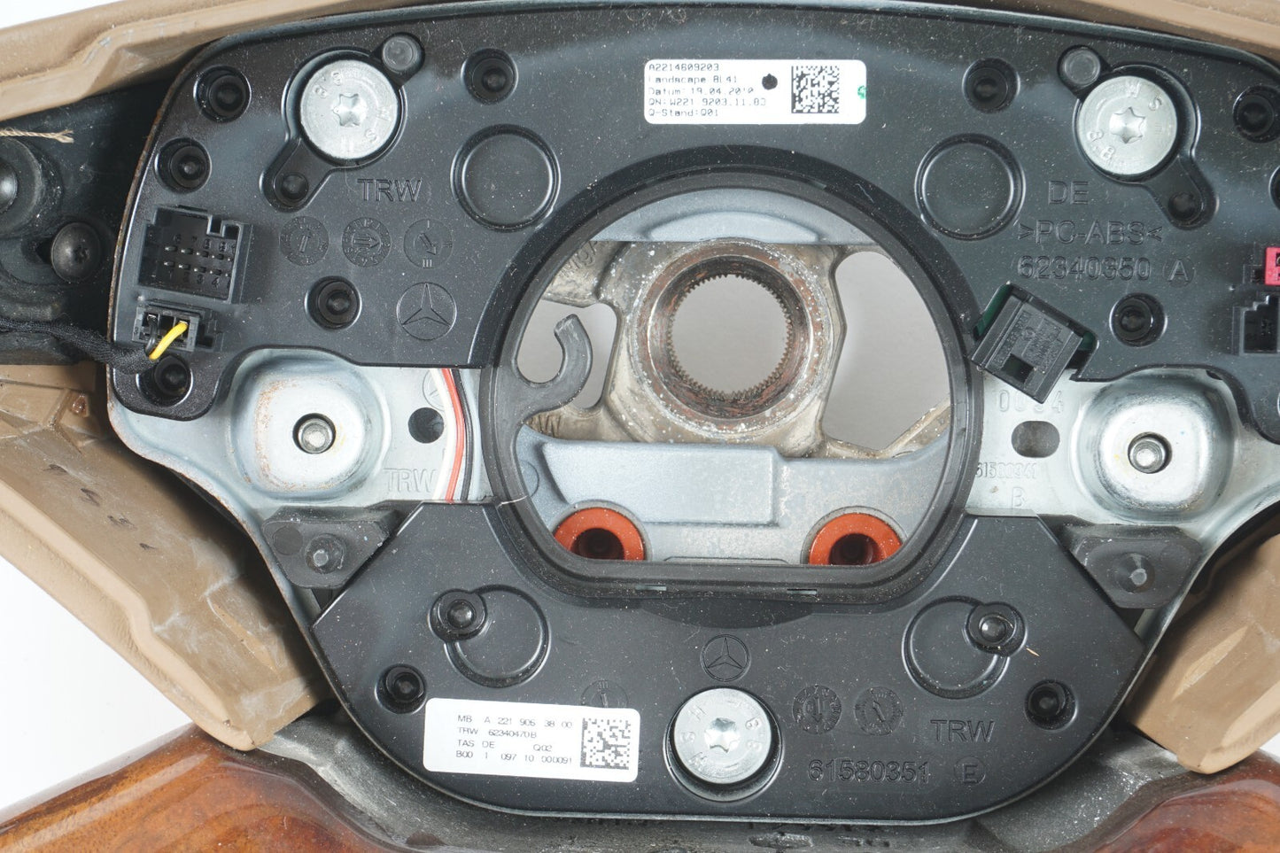2010 - 2013 MERCEDES W221 S550 CL550 CL600 Steering Wheel OEM