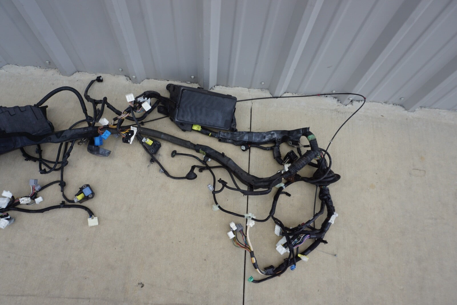 2018 - 2019 HONDA ODYSSEY ENGINE ROOM RIGHT SIDE WIRE WIRING HARNESS & FUSE BOX