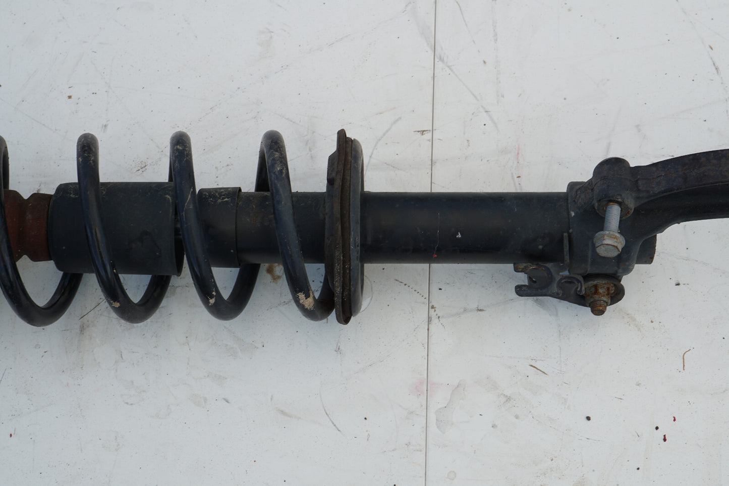 2012 - 2014 AUDI A7 FRONT LEFT DRIVER SIDE SHOCK STRUT & COIL SPRING OEM