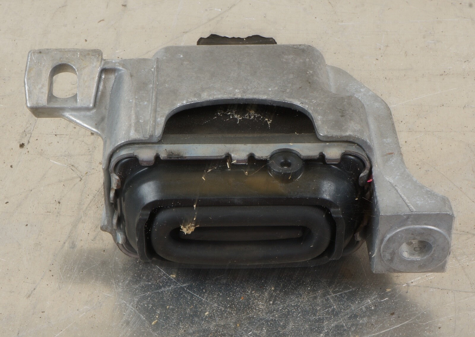 11-16 Mini Cooper Countryman Paceman N16 1.6L Front Engine Mount OEM W/O Turbo