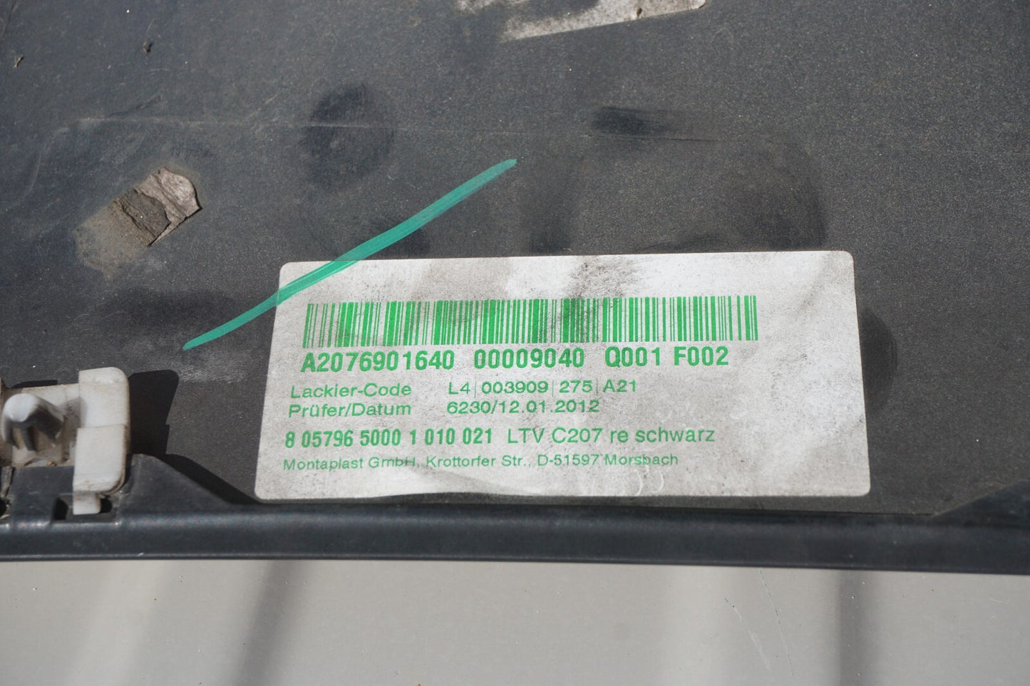 11-17 Mercedes W207 E350 Convertible Right Pass Rocker Panel Skirt Molding OEM