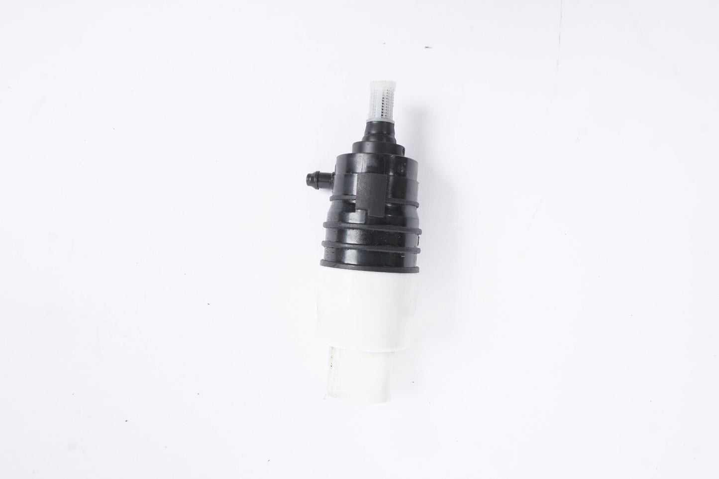 2021 - 2024 BMW 430I G22 Windshield Washer Pump 8736998  OEM