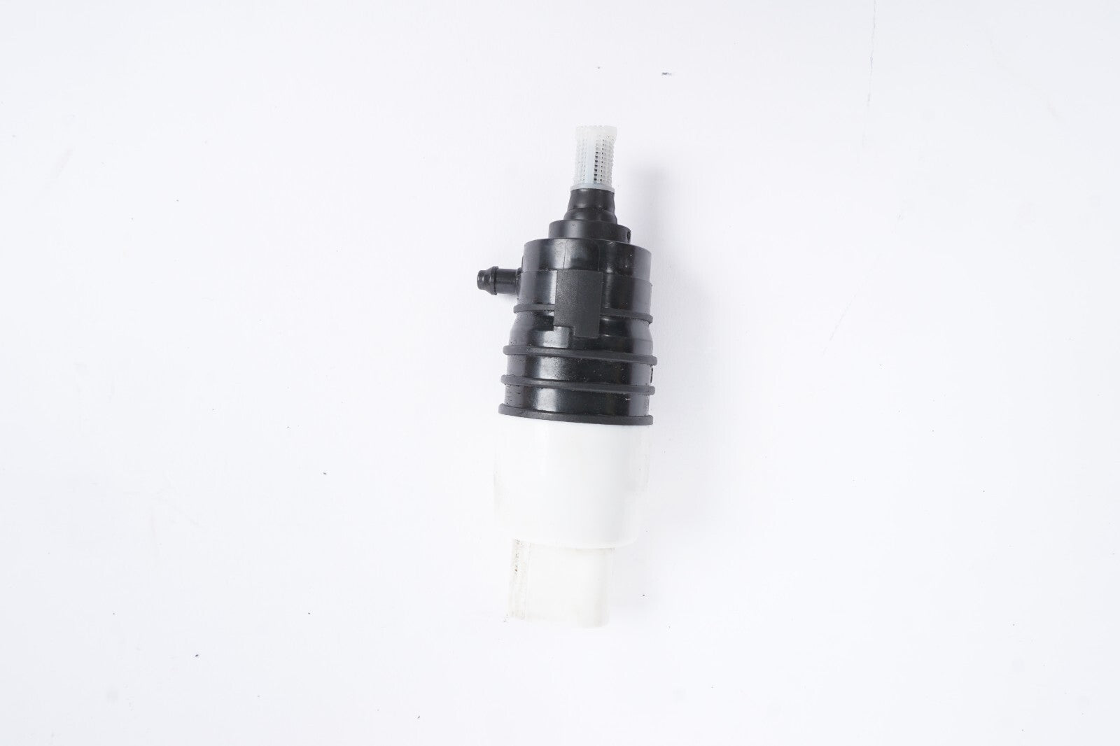 2021 - 2024 BMW 430I G22 Windshield Washer Pump 8736998  OEM