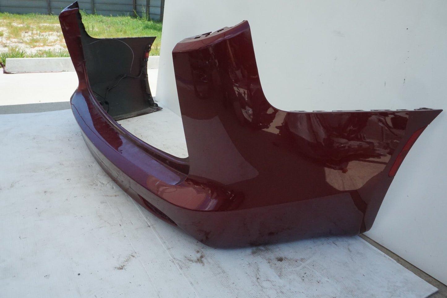 17-20 CHRYSLER PACIFICA REAR BUMPER COVER OEM