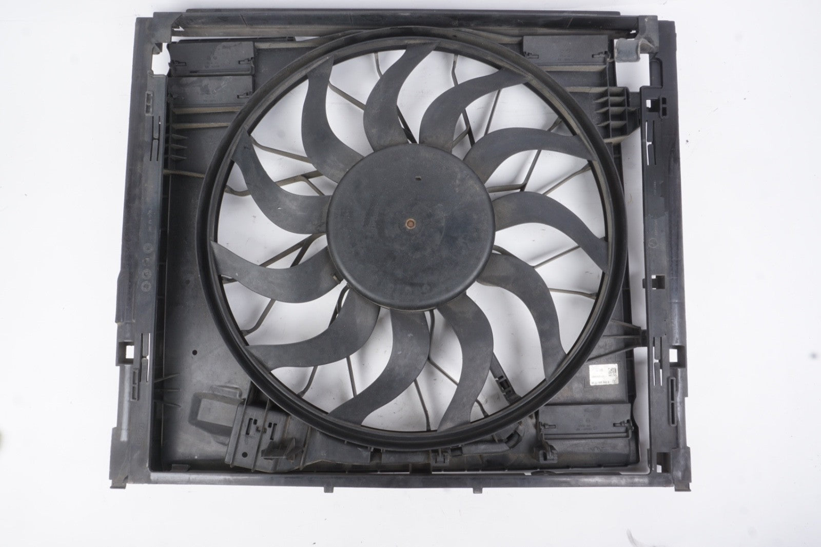 2013 - 2019 Mercedes GL350 GL450 GL550 GLE ML250 ML400 ML500 W166 Cooling Fan