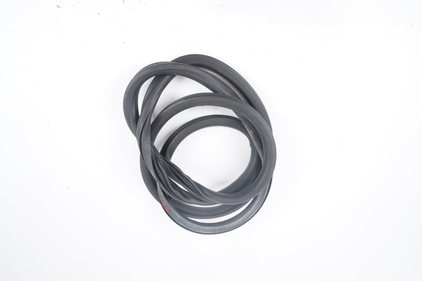 2011 - 2018 PORSCHE CAYENNE FRONT RIGHT DRIVER DOOR WEATHERSTRIP SEAL OEM