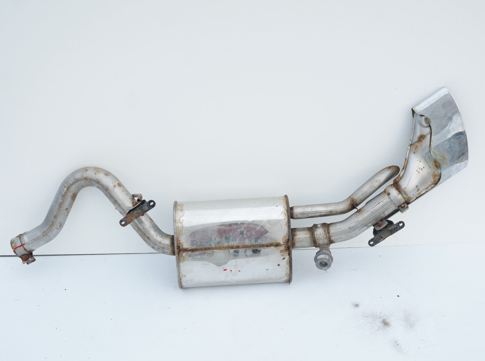 2010 - 2020 Bentley Mulsanne Rear Left Muffler Silencer Exhaust Pipe Tube